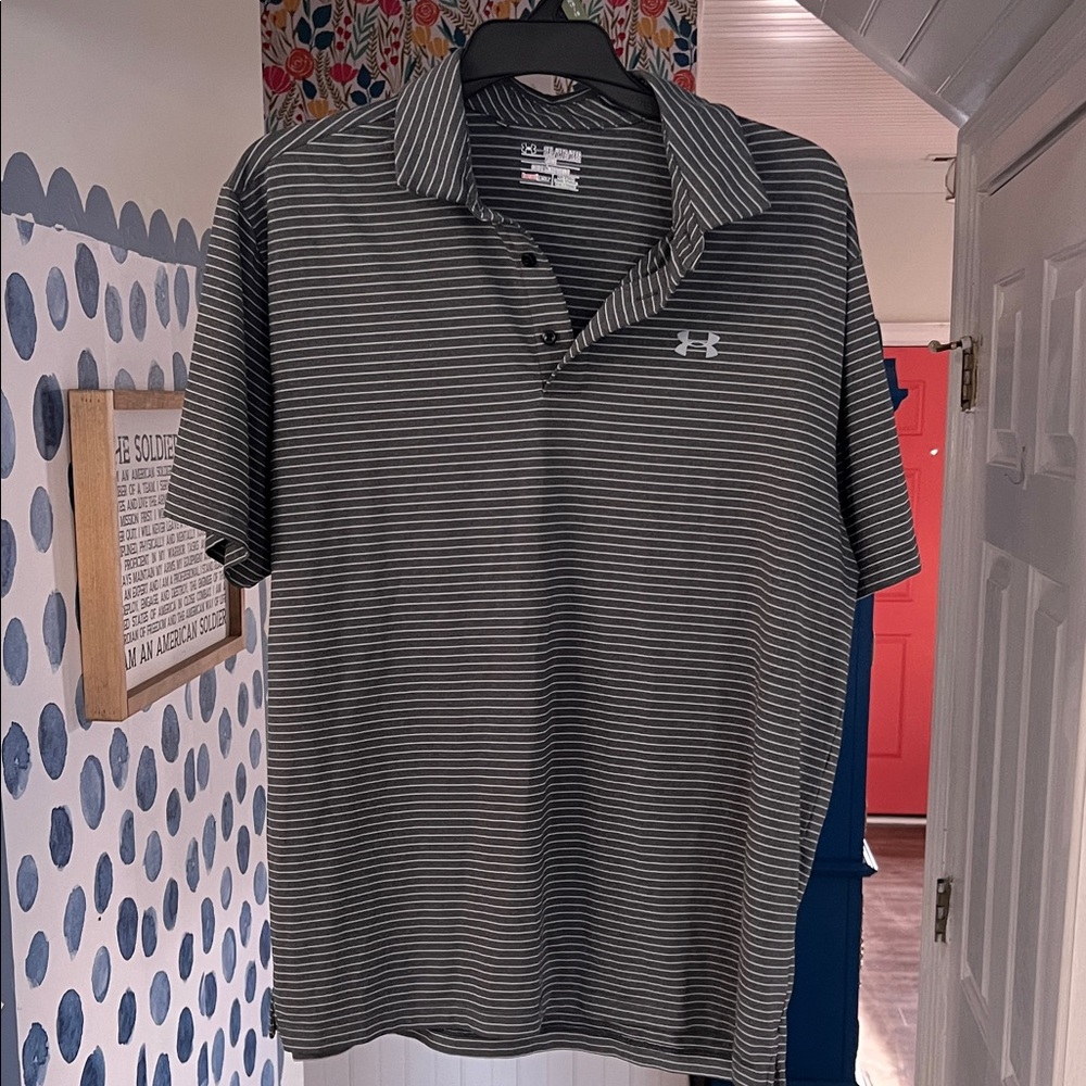 Under Armour Men's Polo in Gray Stripes